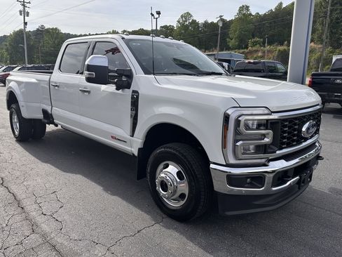 Used 2026 Ford F350 King Ranch w/ Chrome Package AWD/4WD image 4