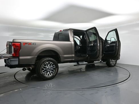 Certified 2018 Ford F250 Lariat w/ Lariat Ultimate Package image 6