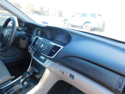 Used 2014 Honda Accord EX image 23