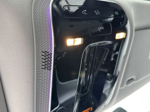 Certified 2025 Mercedes-Benz C 300 4MATIC Sedan image 33