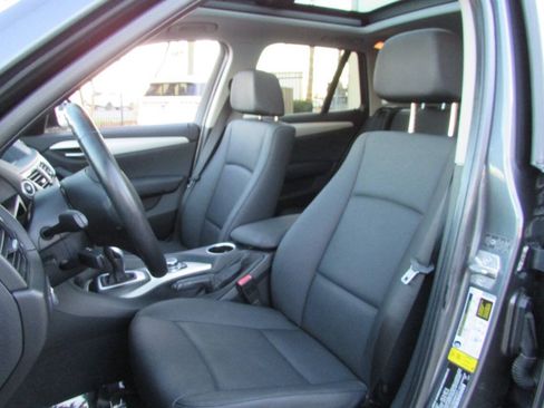 Used 2013 BMW X1 sDrive28i RWD image 16