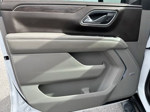 Used 2021 Chevrolet Suburban Z71 w/ Rear Media and Nav Package image 30