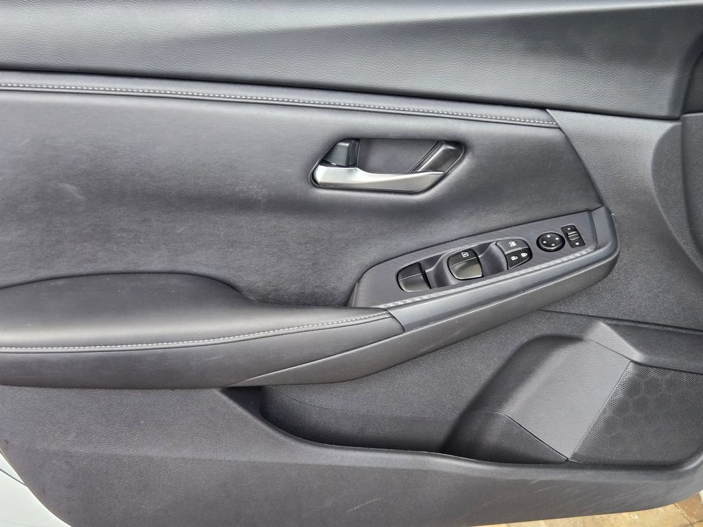 Used 2023 Nissan Sentra S FWD image 11