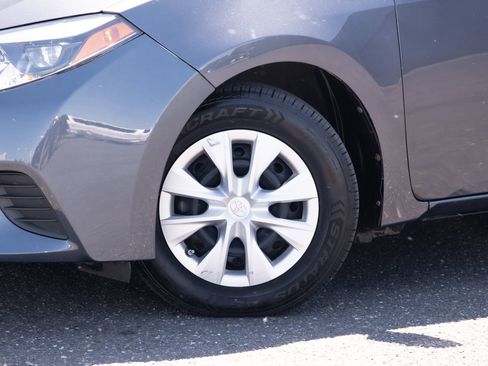 Used 2015 Toyota Corolla L FWD image 15