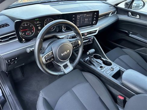 Used 2022 Kia K5 LXS image 18
