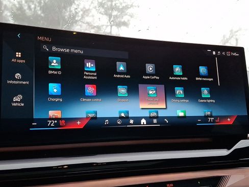 Used 2025 BMW i5 xDrive40 w/ Premium Package image 14