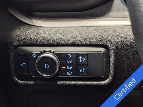 Certified 2023 Ford Explorer XLT w/ Equipment Group 202A AWD/4WD image 19