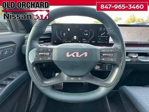 Used 2024 Kia EV9 GT-Line AWD/4WD image 22