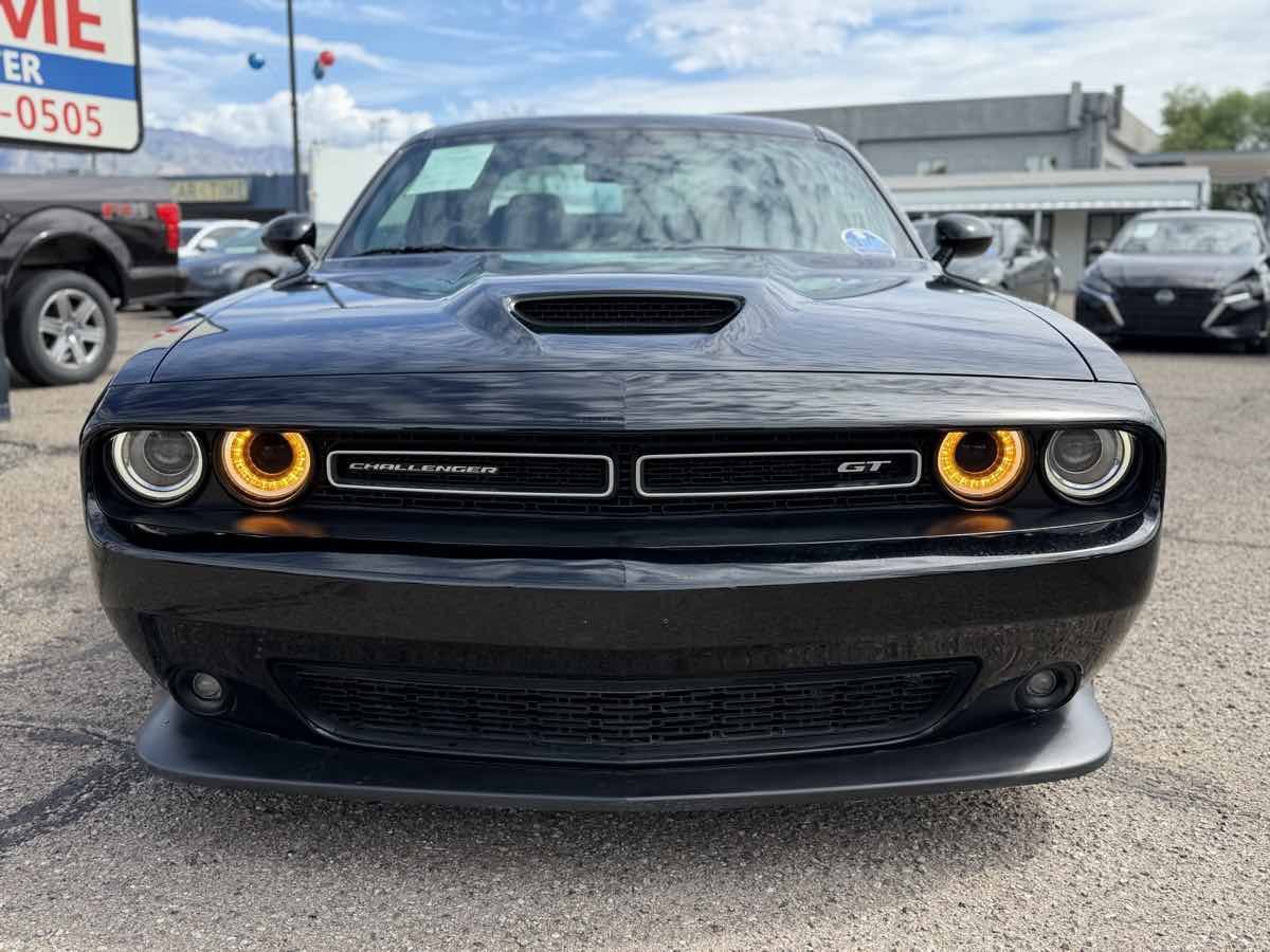 Used 2022 Dodge Challenger GT RWD image 2