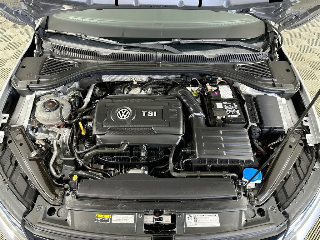 Used 2019 Volkswagen Jetta GLI Autobahn FWD image 39
