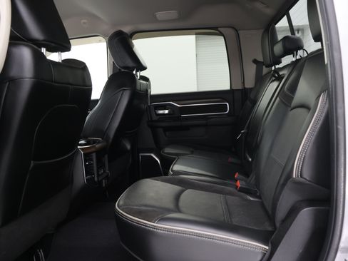 Used 2023 RAM 3500 Laramie AWD/4WD image 9