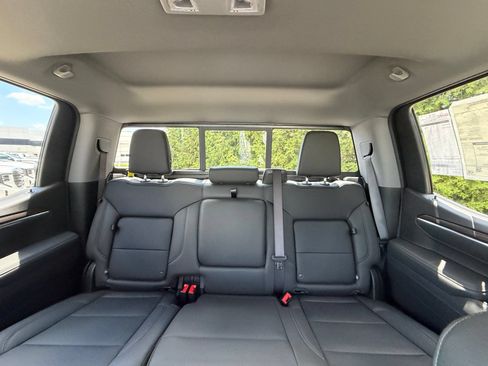 New 2026 GMC Sierra 1500 SLT w/ SLT Premium Plus Package AWD/4WD image 3