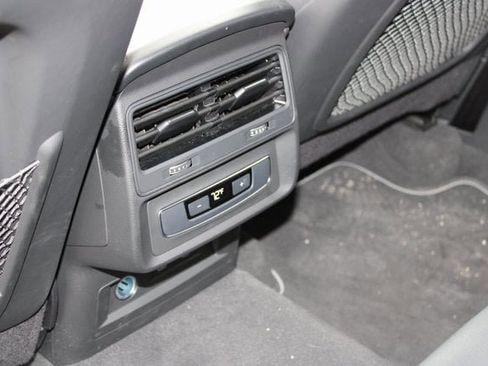 Used 2025 Audi Q7 3.0T Premium Plus image 22