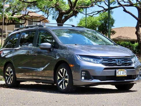 Used 2026 Honda Odyssey EX-L image 3
