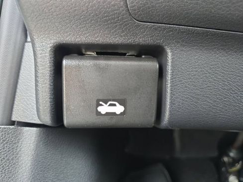 New 2026 Nissan Kicks S image 29