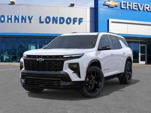New 2026 Chevrolet Traverse RS w/ LPO, Floor Liner Package AWD/4WD image 6