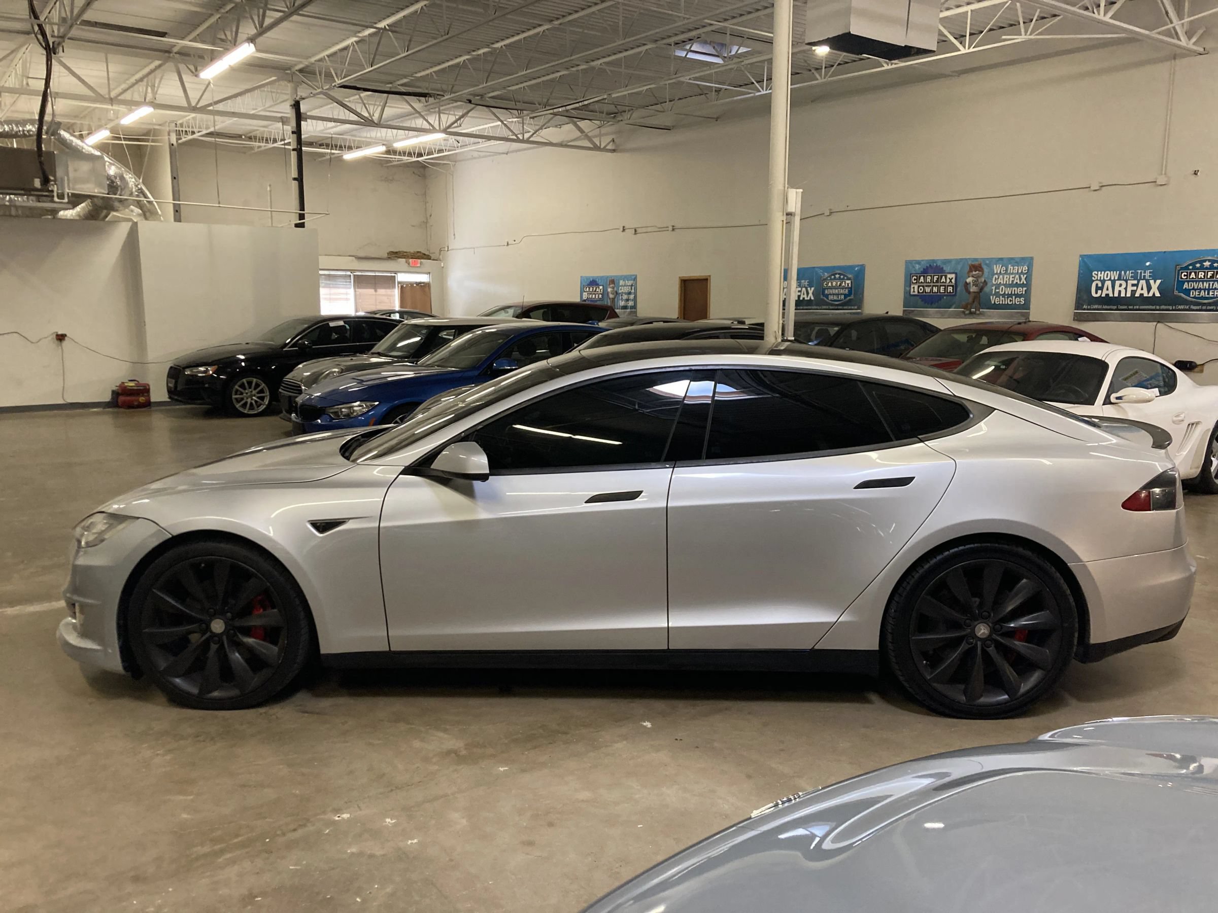 Used 2013 Tesla Model S Performance RWD image 33