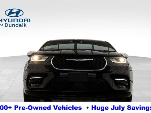 Used 2022 Chrysler Pacifica Limited FWD image 7