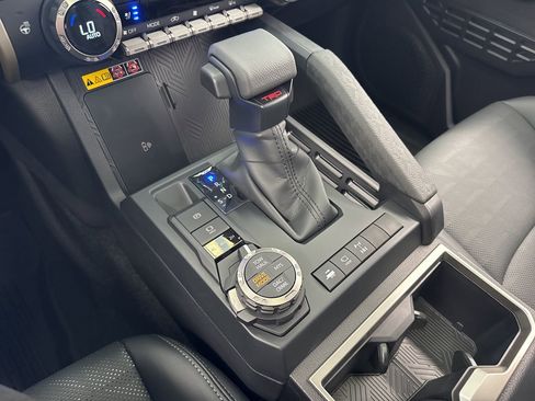 New 2026 Toyota Tacoma TRD Off-Road AWD/4WD image 33