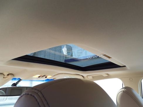 Used 2012 Ford Fusion SEL image 8