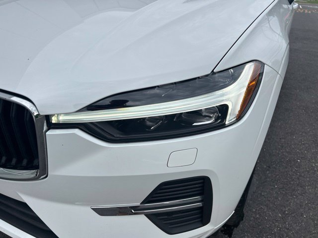 Certified 2023 Volvo XC60 B5 Core AWD/4WD image 8