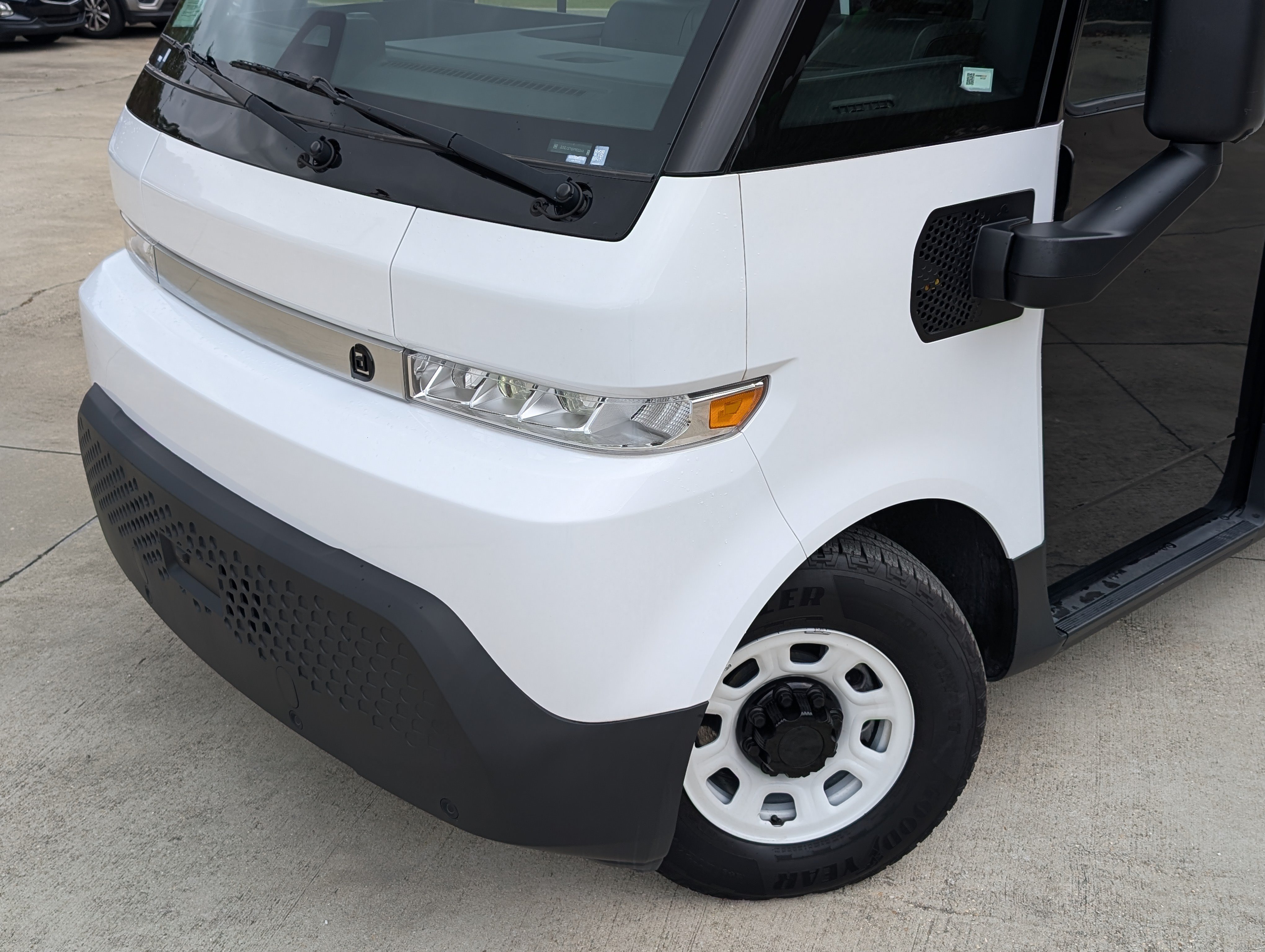 Used 2024 Chevrolet Brightdrop 600 w/ Commercial Equipment Package AWD/4WD image 10