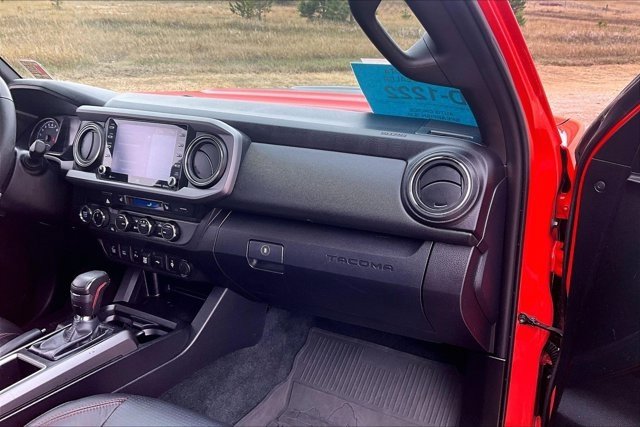 Used 2023 Toyota Tacoma TRD Pro AWD/4WD image 25