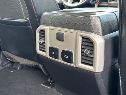 Used 2019 Ford F250 Lariat w/ Lariat Value Package AWD/4WD image 20