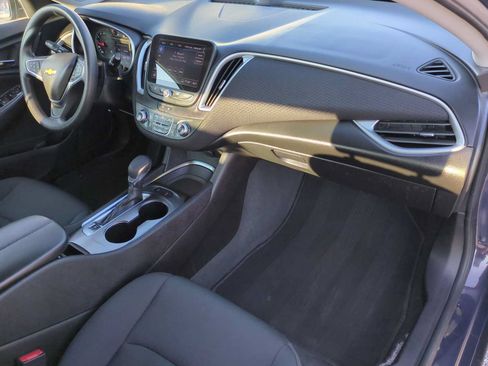 Used 2025 Chevrolet Malibu LT FWD image 28
