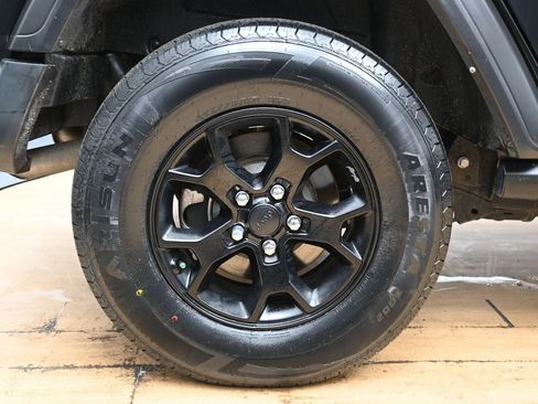 Used 2021 Jeep Wrangler Unlimited Sport image 13