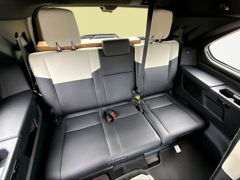 Used 2024 Toyota Sequoia Capstone image 25