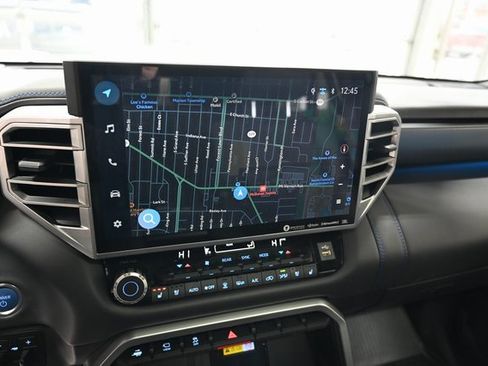 Used 2023 Toyota Sequoia Platinum image 15