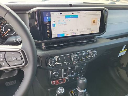 New 2026 Jeep Gladiator Willys image 12