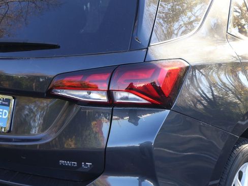 Certified 2022 Chevrolet Equinox LT image 9