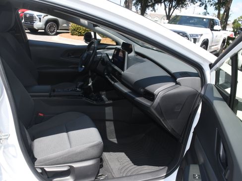 Certified 2024 Toyota Prius LE AWD/4WD image 19