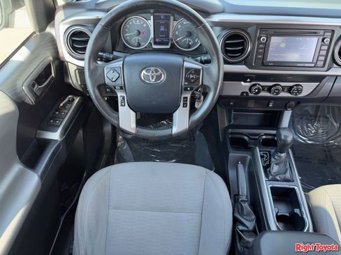 Certified 2019 Toyota Tacoma SR5 image 16