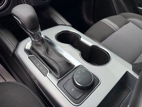 Used 2025 Chevrolet Blazer LT image 7