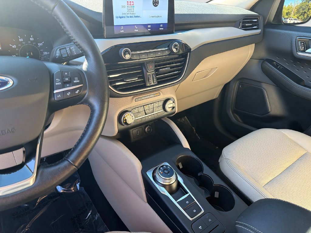 Used 2020 Ford Escape SEL FWD image 28