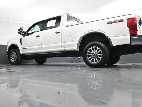 Used 2021 Ford F250 Lariat w/ Lariat Ultimate Package AWD/4WD image 45