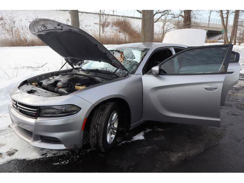 Used 2015 Dodge Charger SE w/ Popular Equipment Group image 19