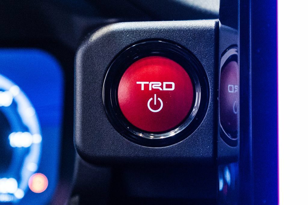 Certified 2025 Toyota 4Runner TRD Pro AWD/4WD image 35