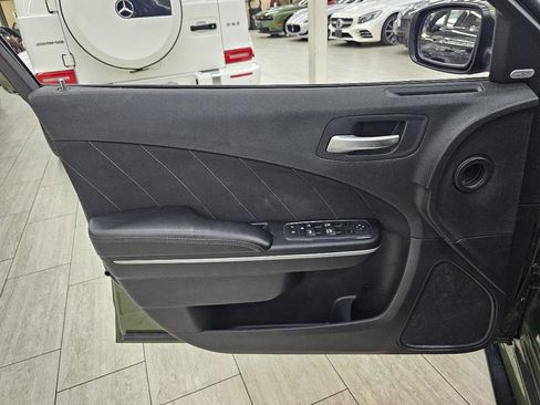Used 2021 Dodge Charger Scat Pack w/ Driver Convenience Group RWD image 36
