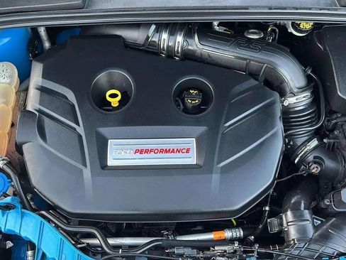 Used 2017 Ford Focus RS image 54