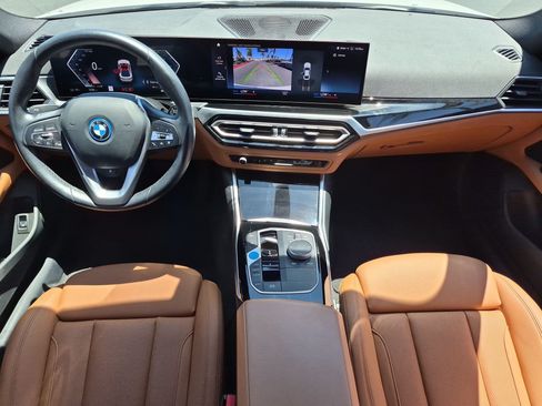 Used 2023 BMW i4 eDrive40 w/ Premium Package RWD image 29