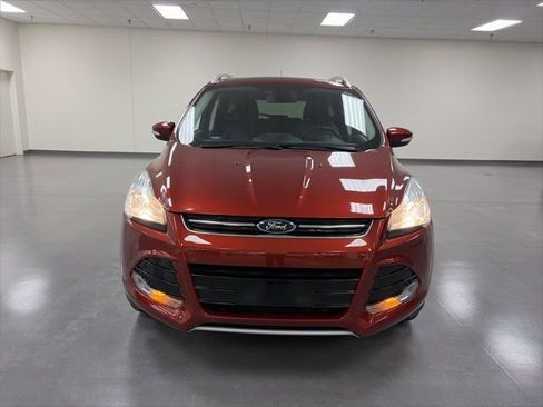 Used 2015 Ford Escape Titanium image 2