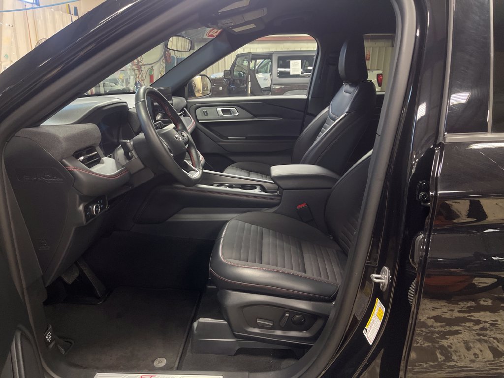 Used 2026 Ford Explorer ST-Line AWD/4WD image 14