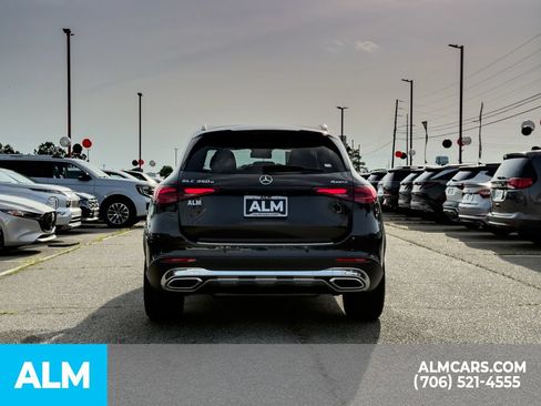 Used 2025 Mercedes-Benz GLC 350e 4MATIC image 20