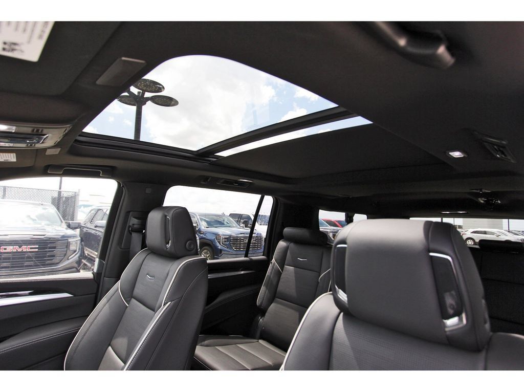 New 2027 Cadillac Escalade ESV Luxury RWD image 24