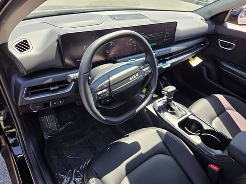 New 2026 Kia K4 EX FWD image 9