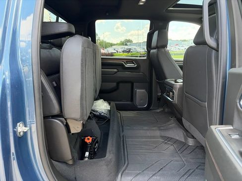 Used 2024 Chevrolet Silverado 3500 High Country w/ High Country Premium Package AWD/4WD image 50
